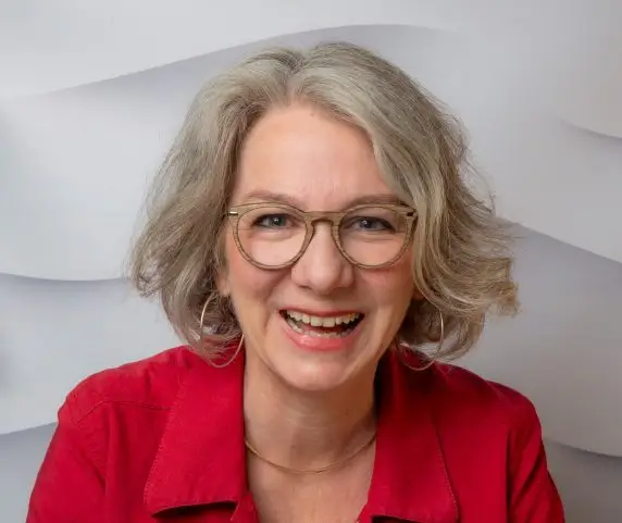 Sonja Petersen Coach